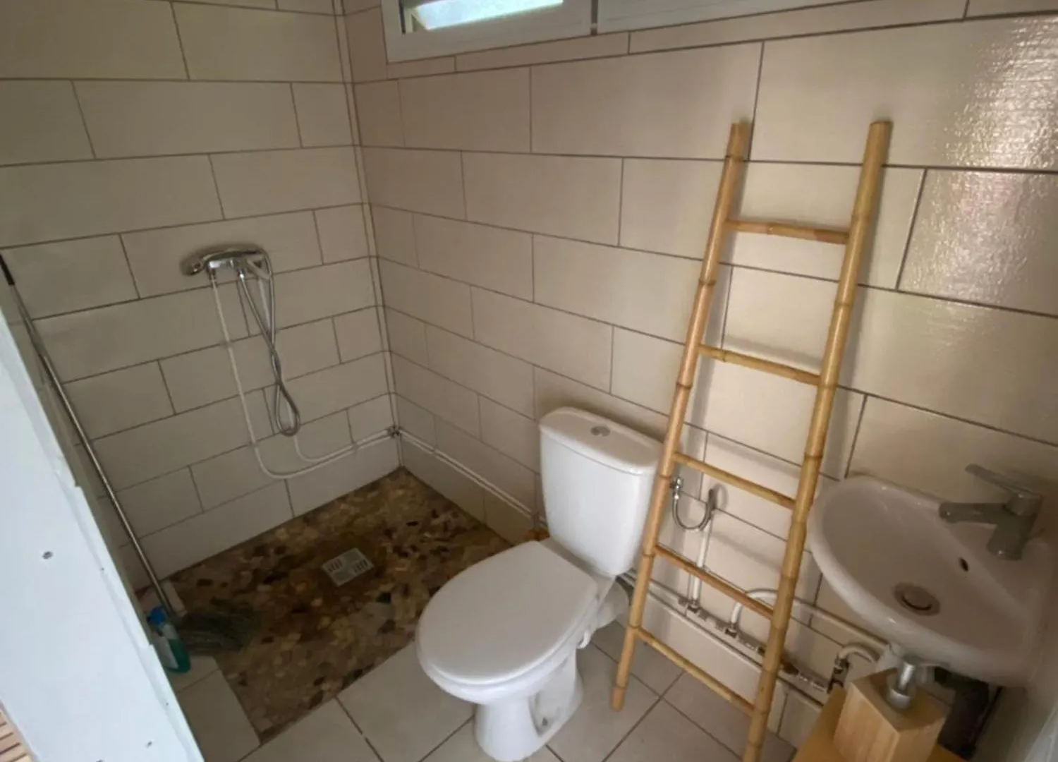 Appartement T2 Bis - 50M Du Bourg De St-Anne à Sainte-Anne 0*,